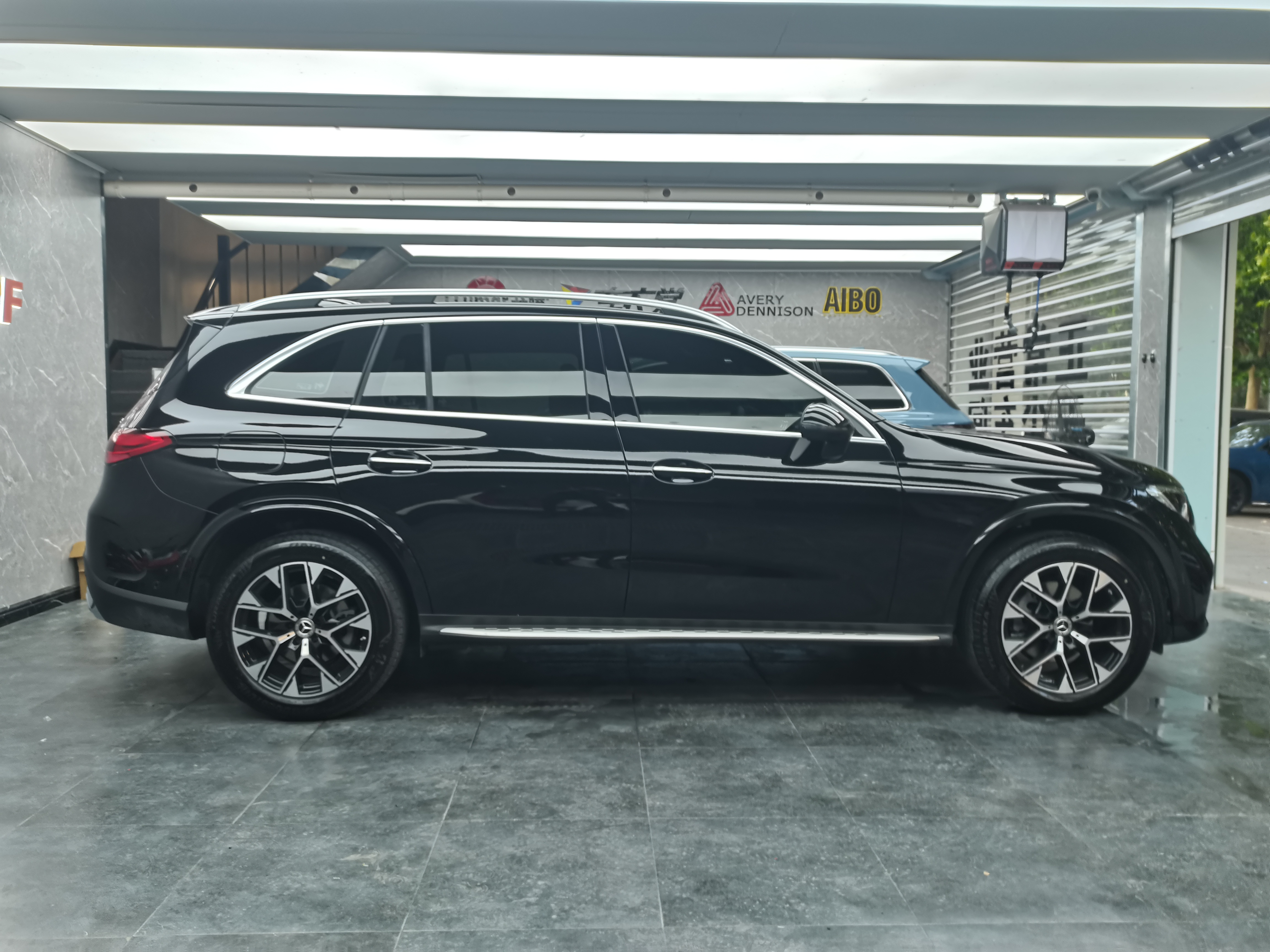 Mercedes-Benz GLC(图1)