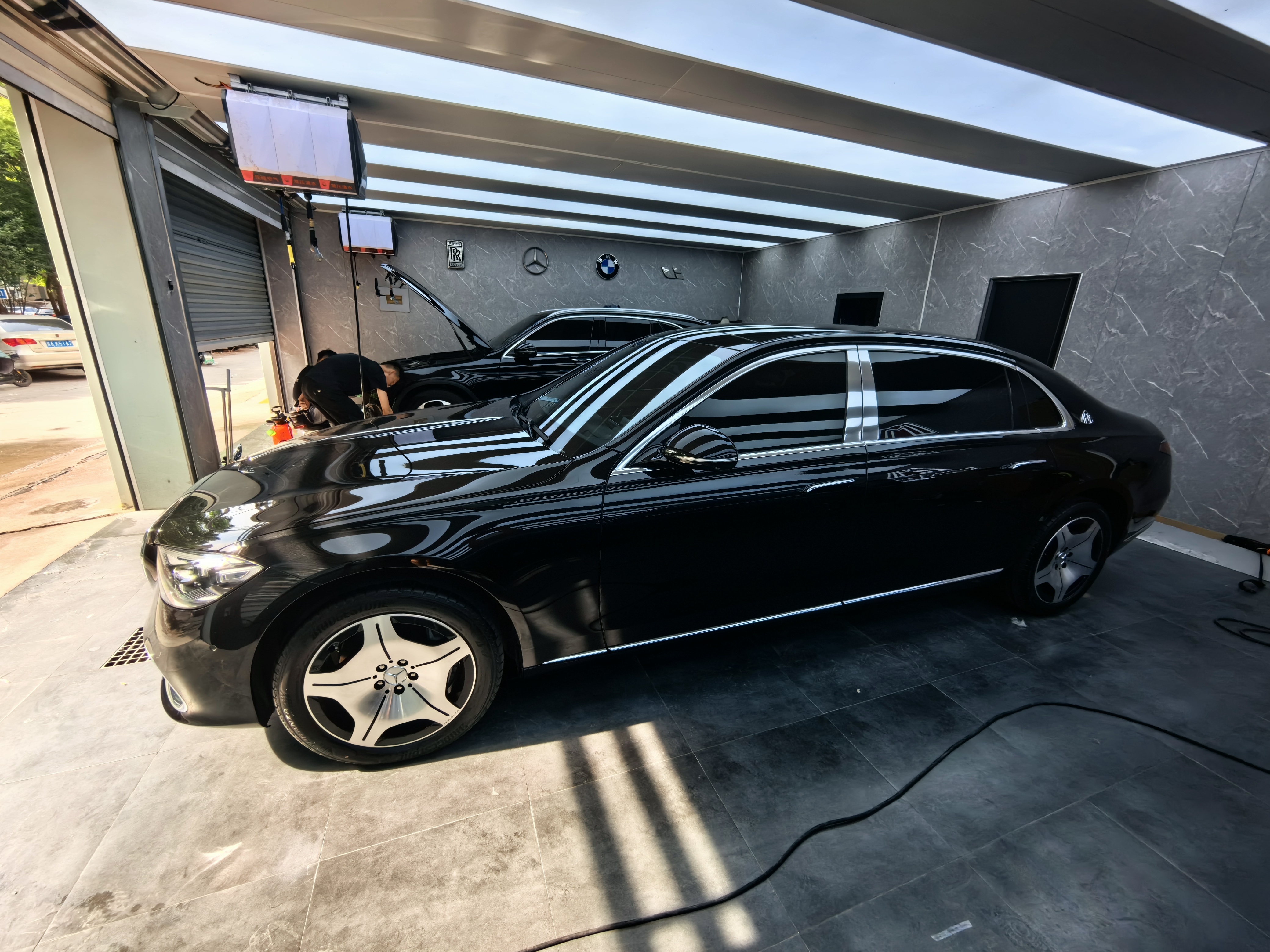 Mercedes-Benz Maybach(图1)